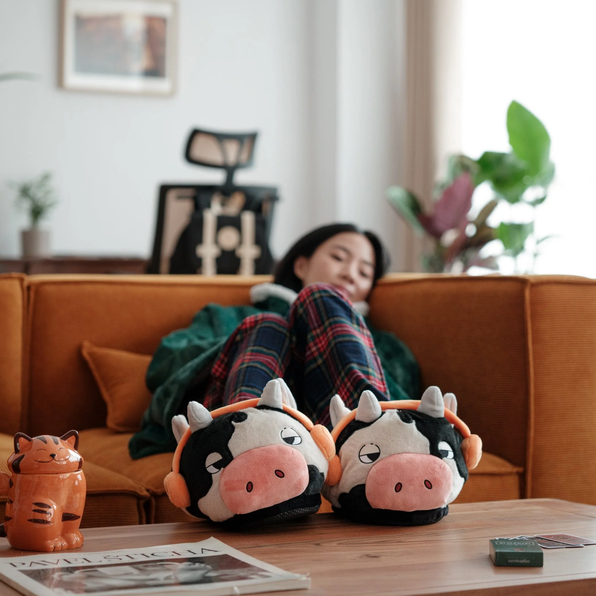 Lofi Girl's Chilledcow - Slippers - Image 5